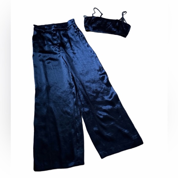 House of Harlow 1960 Pants - House of Harlow Deep Navy Two-Piece Satin Pants Set Size 4 co-ord resortwear NWT